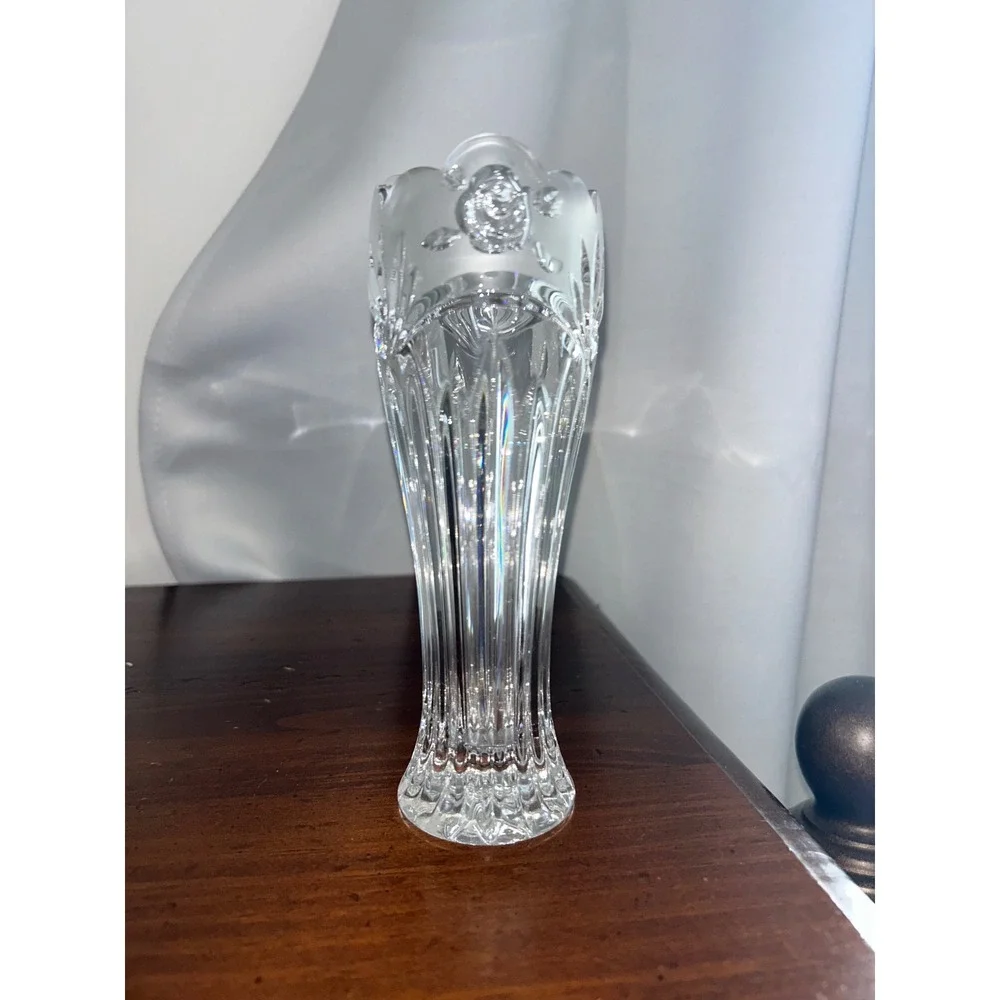 Vintage Oneida Frosted Rose Crystal Bud Vase Scalloped Clear Glass Trumpet